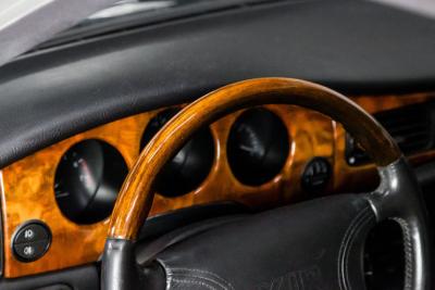 1999 Jaguar XJR SUPERCHARGED V8