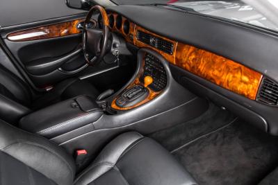 1999 Jaguar XJR SUPERCHARGED V8