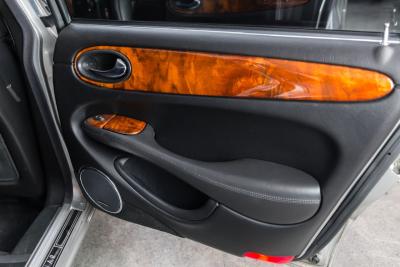 1999 Jaguar XJR SUPERCHARGED V8