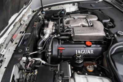 1999 Jaguar XJR SUPERCHARGED V8