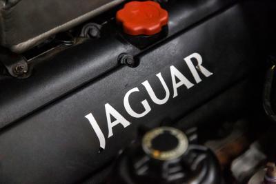 1999 Jaguar XJR SUPERCHARGED V8