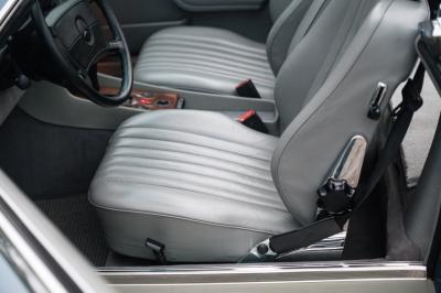 1986 Mercedes - Benz 560 SL