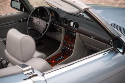 1986 Mercedes - Benz 560 SL