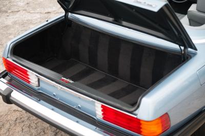 1986 Mercedes - Benz 560 SL