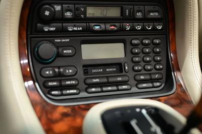 1999 Jaguar XJR SUPERCHARGED V8