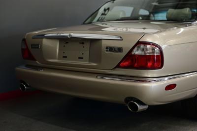 1999 Jaguar XJR SUPERCHARGED V8