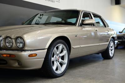 1999 Jaguar XJR SUPERCHARGED V8