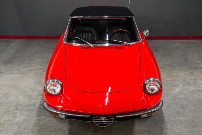 1975 Alfa Romeo 2000 Spider Veloce