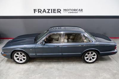 2001 Jaguar XJR SUPERCHARGED V8