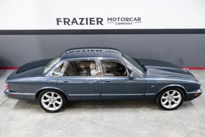 2001 Jaguar XJR SUPERCHARGED V8
