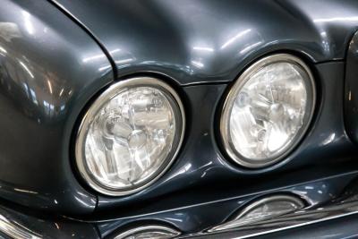 2001 Jaguar XJR SUPERCHARGED V8