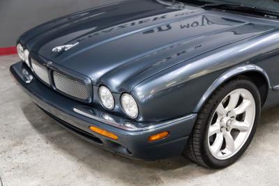 2001 Jaguar XJR SUPERCHARGED V8
