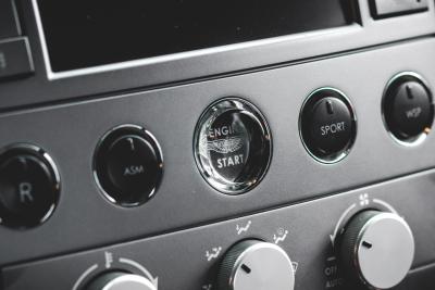 2006 Aston Martin VANQUISH S