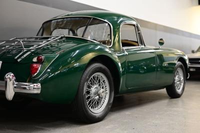 1961 MGA 1600 COUPE A Coupe