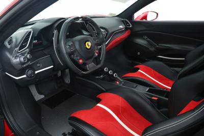 2020 Ferrari 488 PISTA