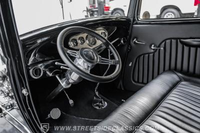 1932 Ford 3-Window Coupe