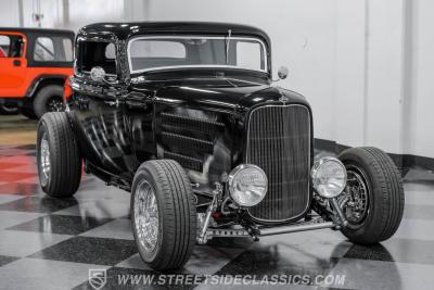 1932 Ford 3-Window Coupe