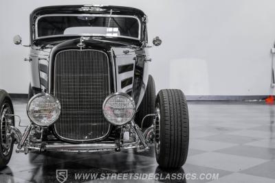 1932 Ford 3-Window Coupe