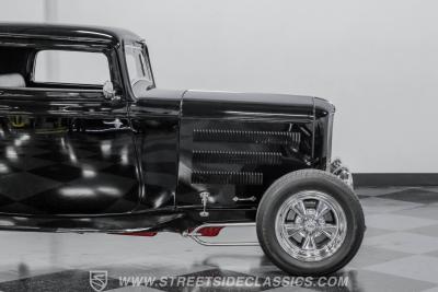 1932 Ford 3-Window Coupe