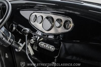 1932 Ford 3-Window Coupe