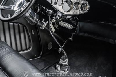 1932 Ford 3-Window Coupe