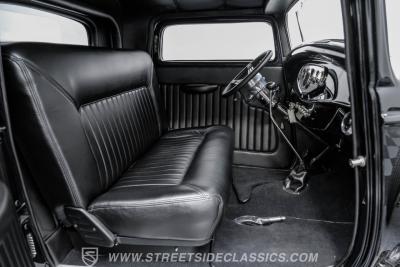 1932 Ford 3-Window Coupe