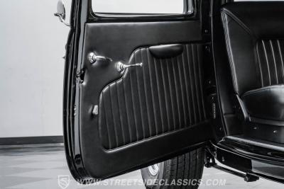 1932 Ford 3-Window Coupe