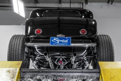 1932 Ford 3-Window Coupe