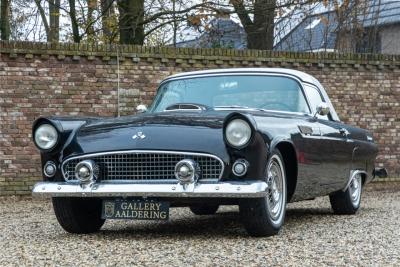 1955 Ford Thunderbird Convertible Coup&eacute; &ldquo;Continental kit&rdquo;