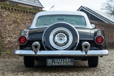 1955 Ford Thunderbird Convertible Coup&eacute; &ldquo;Continental kit&rdquo;