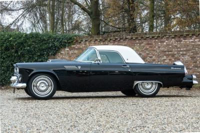 1955 Ford Thunderbird Convertible Coup&eacute; &ldquo;Continental kit&rdquo;