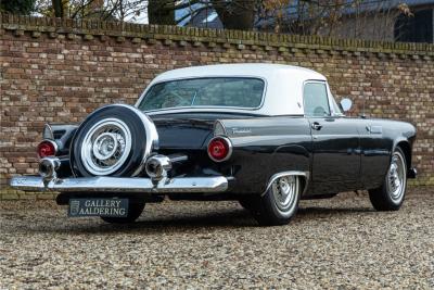 1955 Ford Thunderbird Convertible Coup&eacute; &ldquo;Continental kit&rdquo;