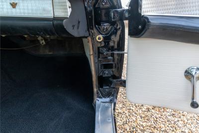 1955 Ford Thunderbird Convertible Coup&eacute; &ldquo;Continental kit&rdquo;