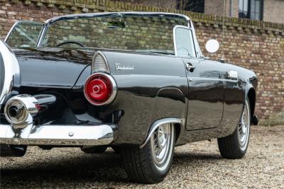 1955 Ford Thunderbird Convertible Coup&eacute; &ldquo;Continental kit&rdquo;