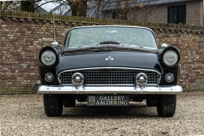 1955 Ford Thunderbird Convertible Coup&eacute; &ldquo;Continental kit&rdquo;