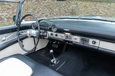 1955 Ford Thunderbird Convertible Coup&eacute; &ldquo;Continental kit&rdquo;