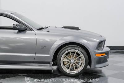 2006 Ford Mustang GT Eleanor Tribute