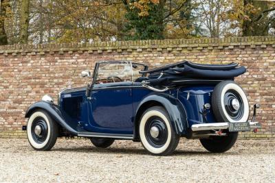 1935 Mercedes - Benz Mercedes Benz 200 Cabriolet C &ldquo;Bare metal-Frame off restoration&rdquo;