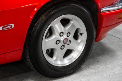 1995 Jaguar 40000 mile 6 cyl XJS