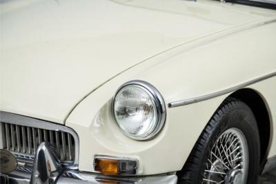 1967 MG B