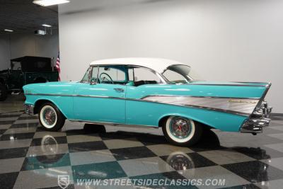 1957 Chevrolet Bel Air 2 Door Hardtop