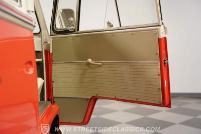 1964 Volkswagen Type 2 21 Window Deluxe