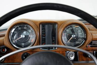 1971 Mercedes - Benz 280 SE 3.5 Coup&eacute;