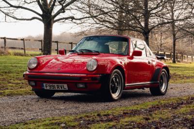 1989 Porsche 911 Carrera 3.2 Sport Targa