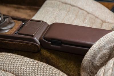 1983 Porsche 22296 mile 944