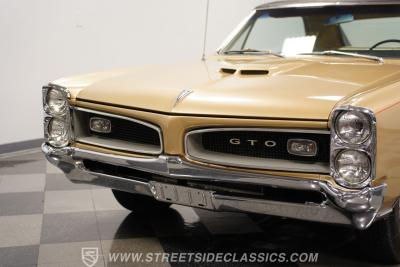 1966 Pontiac GTO Tri Power