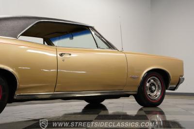 1966 Pontiac GTO Tri Power