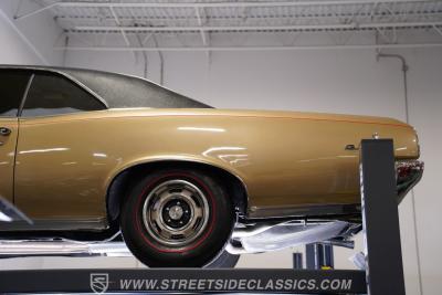 1966 Pontiac GTO Tri Power