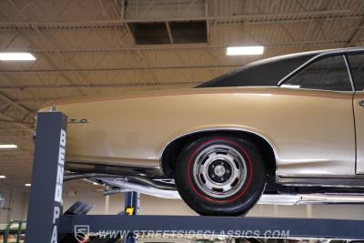 1966 Pontiac GTO Tri Power