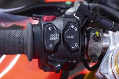 2023 Ducati PANIGALE V4 BAUTISTA WORLD CHAMPIONSHIP REPLICA 11